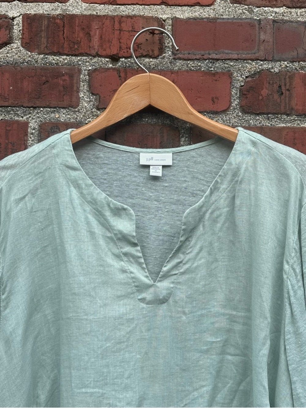 Top - Picture 4 of 9